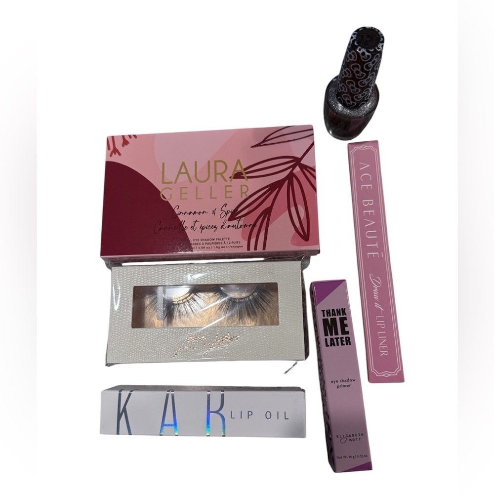 Cosmetics Bundle​​